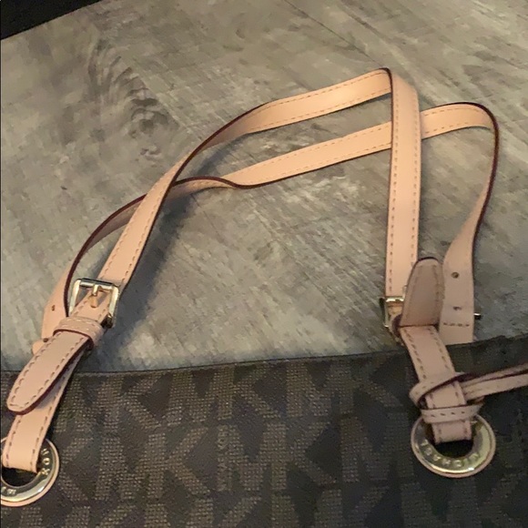 Barely Used Beige and Brown Michael Kors Purse - Picture 5 of 12